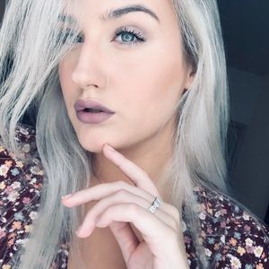 Meet your Posher, Ashlyn